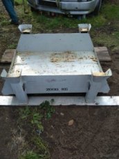 Ohradová paleta nosnost 2000kg.