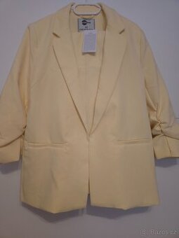 Prodám nový dams.komplet sáčko+kalhoty v.40/42 z.Tako