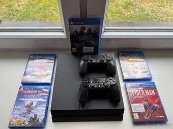 PlayStation 4 1TB+hry