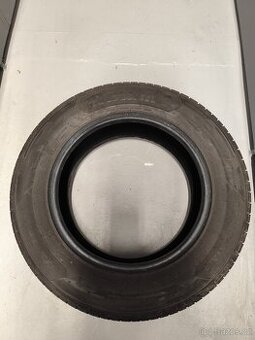 2 ks letních pneu Barum Bravuris 195/65 R15, DOT 0225, 7 mm