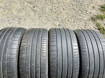 285/40/22+325/35/22 Pirelli - letní pneu 4ks