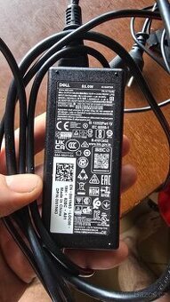 Napájecí adaptér DELL 19,5V 65W 3,34A