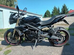 Triumph street triple