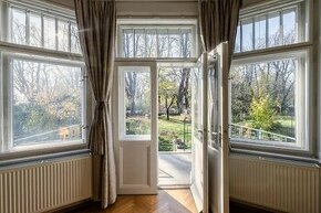 Prodej bytu 4+1 172 m² + zahrada, Praha - Hradčany - 1