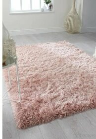 Růžový koberec 120x170cm