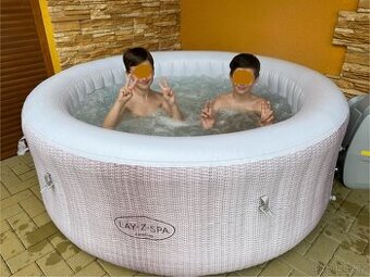 Vířivka, jacuzzi Bestway Cancun 60003 Lay-Z-Spa pro 2 - 4 os