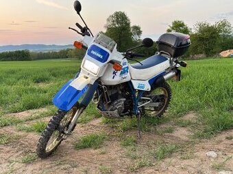 Suzuki DR600 rv.1988