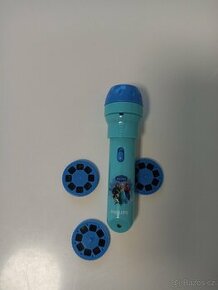 Baterka a projektor - 1