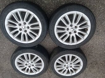 Alu kola Škoda 5x112 s pneu Continental 225/45 R17. Sada 4ks