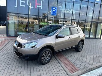Nissan Qashqai, 2,0i 104 kW 1 Majitel Panorama