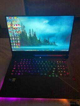 ASUS ROG STRIX SCAR 17 SE (G733CX-KH088W)