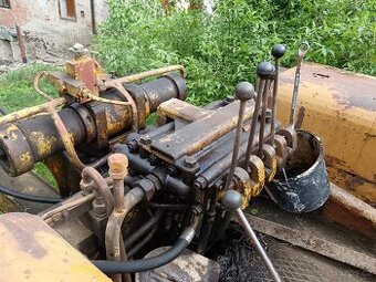 Hydraulický rozvaděč warinsky