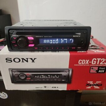 SONY CDX-GT23 CD MP3 AUX AUTORADIO