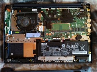 💻 Lenovo IdeaPad 3 – nefunkční, na náhradní díly