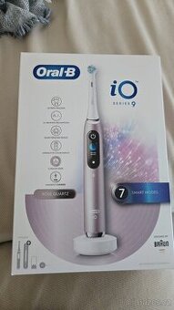 Kartáček Oral-B iO 9 růžový nový