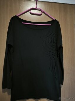 Dámské černé triko L zn.Benetton - 1