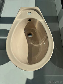 Bidet stojící JIKA LYRA odstín Bahama