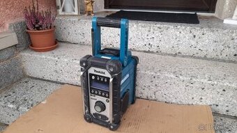 Aku stavební rádio Makita DMR 105