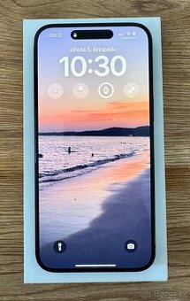 iPhone15 pro max 256gm s příslušenstvím