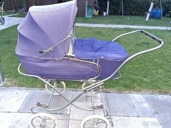 Retro kočárek Liberta