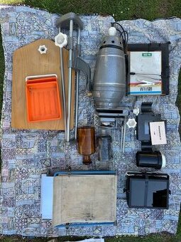 Zvětšovák Magnifax II, kino+svitek+komplet vybavení komory