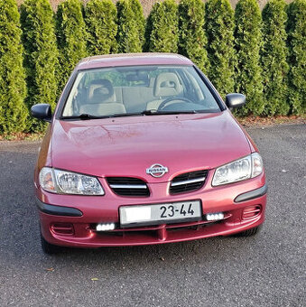 Nissan Almera (Hatchback)