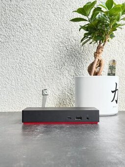 Lenovo ThinkPad Universal USB-C Dock