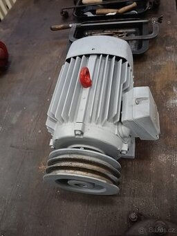 Elektromotor patkový 3kw 1420 ot