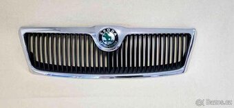 NOVÁ ORIG. maska mřížka kapoty Škoda OCTAVIA 2 II