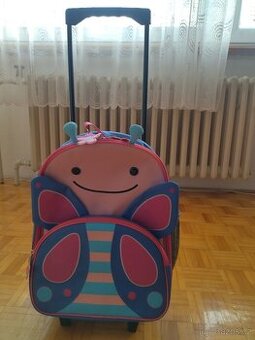 dívčí kufr s ručkou a kolečky