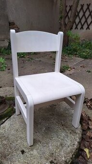 Dětské dřevěné židličky