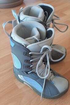 Dámské boty na snowboard NIDECKER