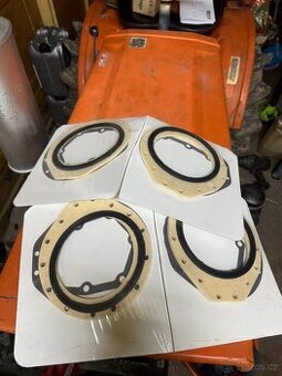 Sada těsnění  na přední nápravu - Kubota