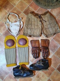 Stará hokejová výstroj