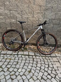 Superioer XP 939 na DT Swiss XRC 1200