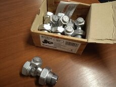 Uzavíratelné šroubení k radiátoru