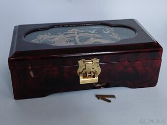 Stará hrací šperkovnice na zámek, poštovné 69.-