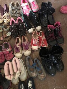 Boty 28-31 24 párů