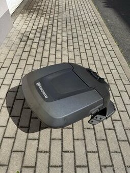 Domeček na sekačku Husqvarna