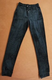 Černé semišové tepláky - NOVÉ, vel.164