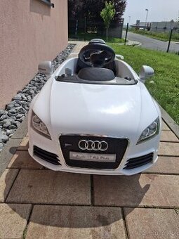 Autíčko Audi TT RS Plus