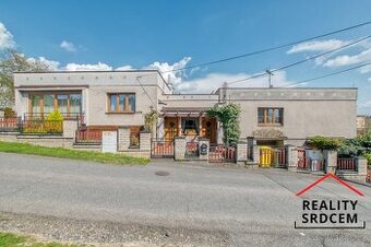 Prodej dvojdomu - 2x 3+1 s pozemkem 1.228 m2 na ul. Třešňová
