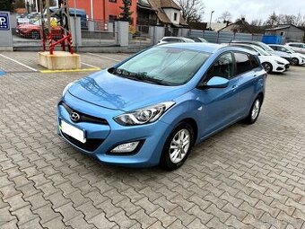 Hyundai i30 kombi 1.6 - 88kw benzín+LPG, naj: 250tis...