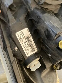 Světlomety Opel Meriva B 2011