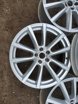 sada originálních alu kol Volkswagen 5x112 zimní