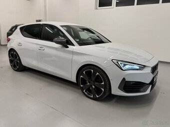 Cupra Leon 1.4 e-HYBRID VZ 180 / 1M / DPH