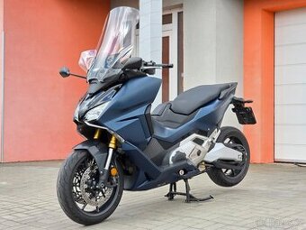 Honda Forza 750, původ ČR, serviska, 7.980km, DPH