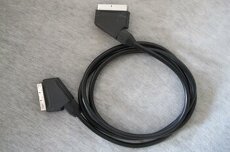 SCART-SCART propojovací kabel M-M 1,7m