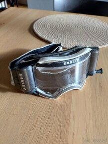 Oakley Airbrake MX roll-off
