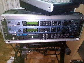 1x Helicon Voiceworks  + 3U rack
